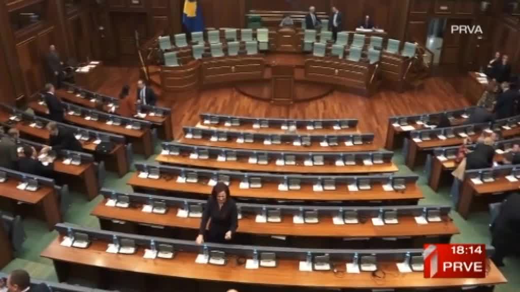 Prekinuta sednica kosovske skupštine