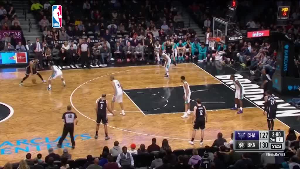 Dinvidi ubacio 37 za pobedu Bruklina nad Šarlotom