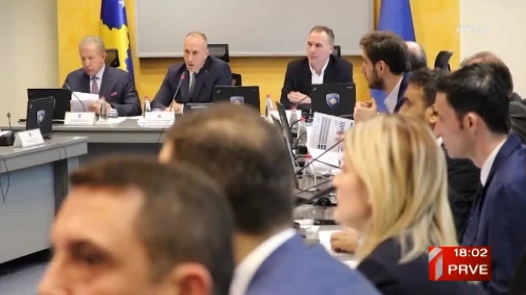 Haradinaj: Moglo bi ovako zauvek; Vučić: Loša vest