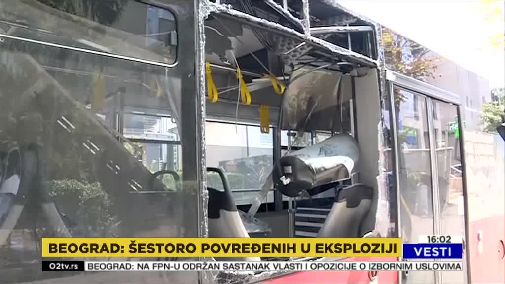 Eksplozija u autobusu, povređeno šestoro ljudi na Dedinju