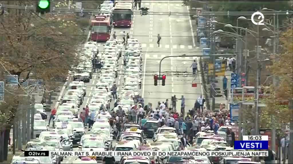 Centar Beograd bio blokiran satima, protest taksista