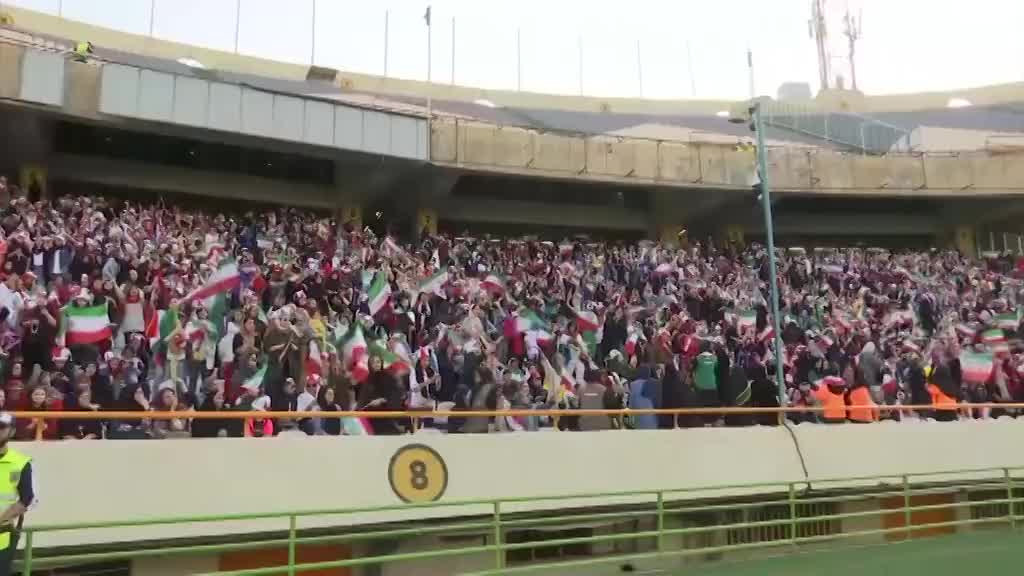 Iranke na fudbalskom stadionu posle 40 godina