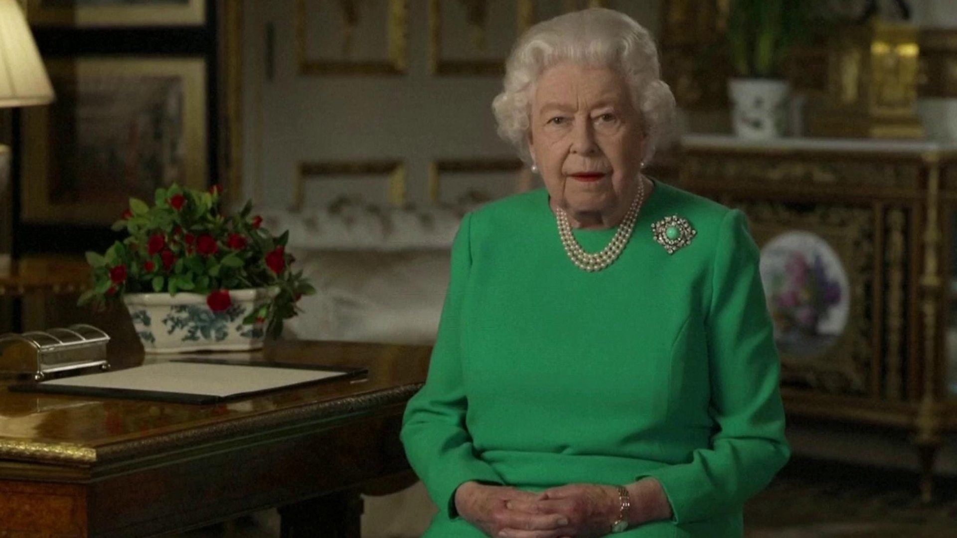 Говор краљице Елизабете поводом корона вC