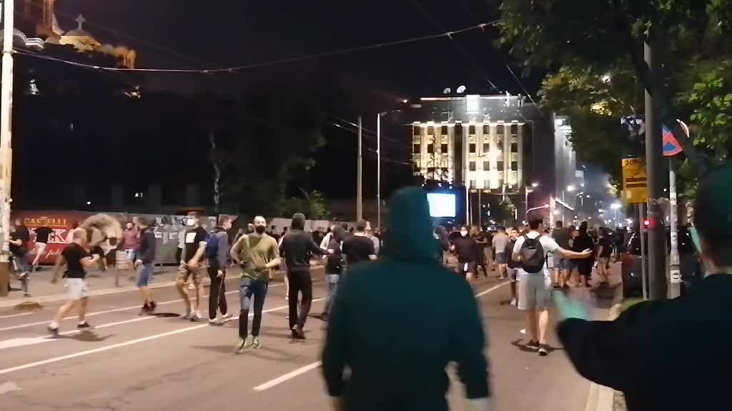 Demonstranti ponovo kod Skupštine Srbije