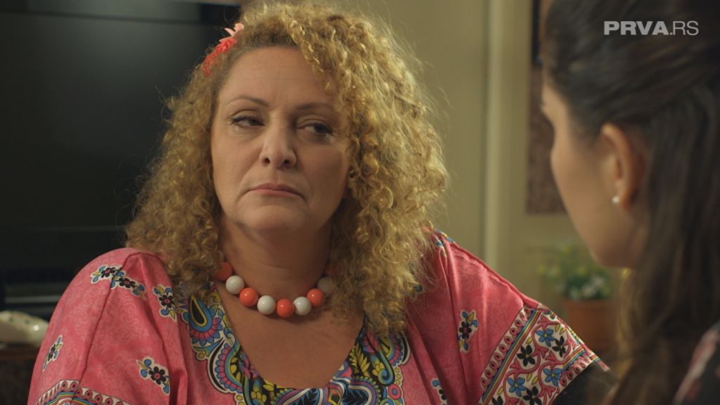 Ovo je MAJKA ČUVENE PANČETE! Fanovi u šoku, svi kažu da su PRESLIKANE! (FOTO)