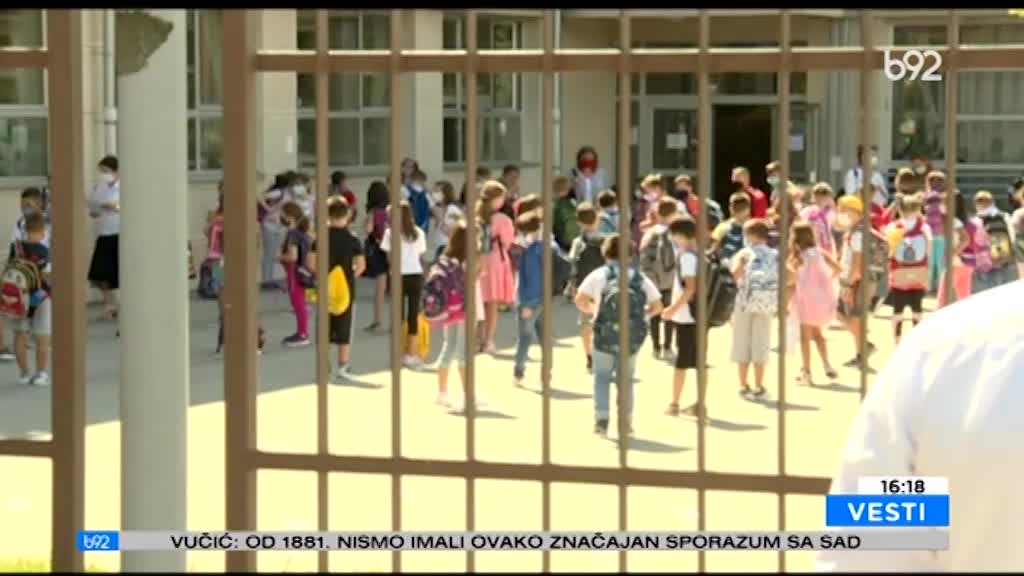B92 TV saznaje: Dosad zaraženo 48 uèenika