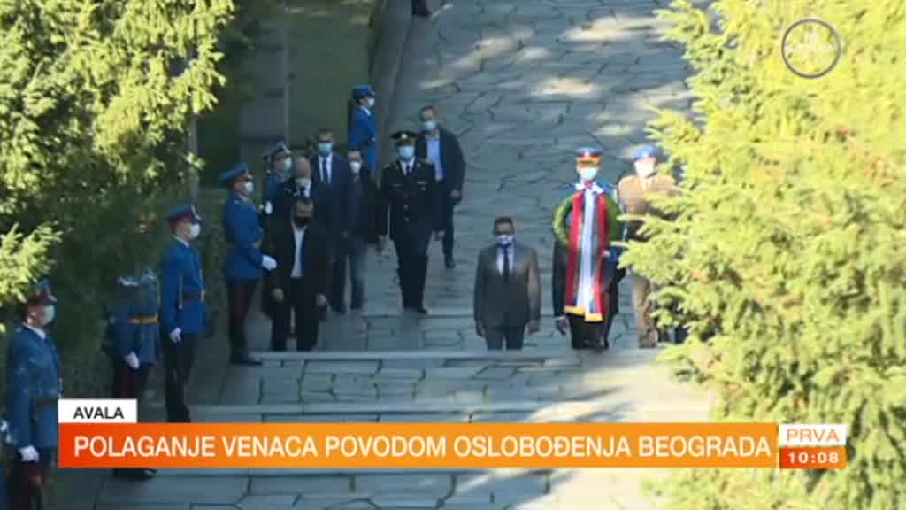 Vučić položio venac na spomenik Neznanom junaku