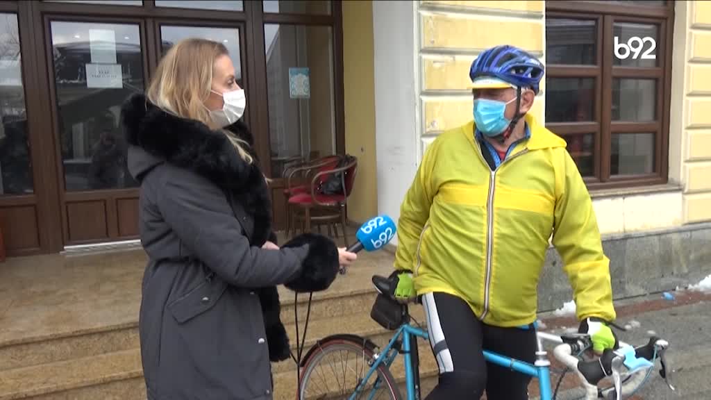 Iz Beograda došao biciklom do Valjeva zbog vakcine - zagazio u osmu deceniju