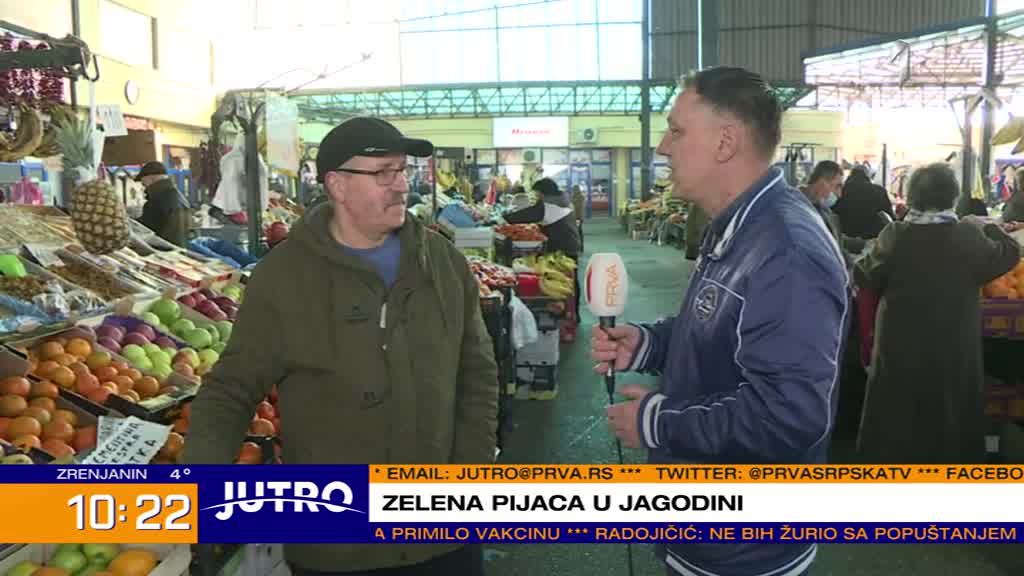 Na jagodinskoj pijaci prodaje već skoro 40 godina, njegovu tezgu nemoguće je ne primetiti