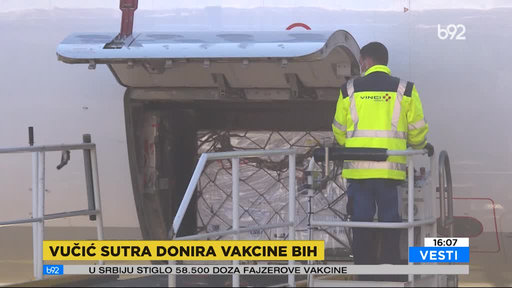Vuèiæ donosi vakcine u Sarajevo