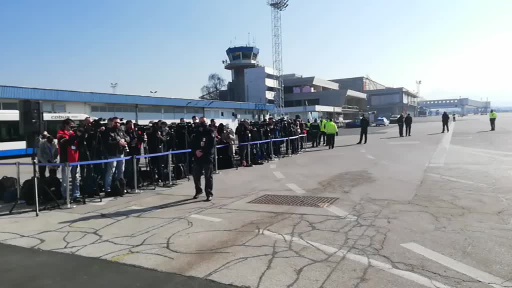 Predsednik Srbije odneo u Sarajevo 5.000 vakcina