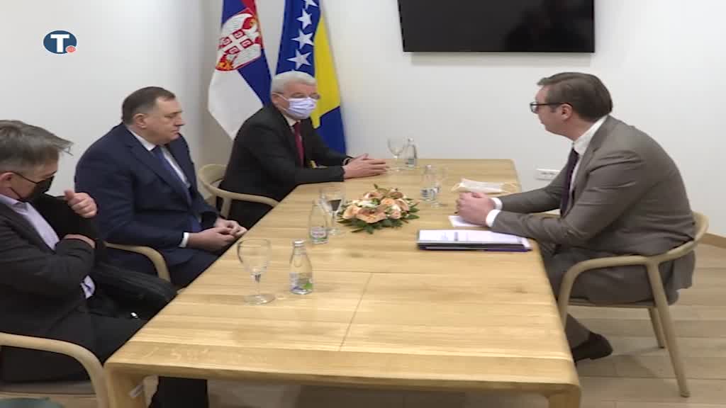 Sastanak Vučića sa članovima Predsedništva BiH