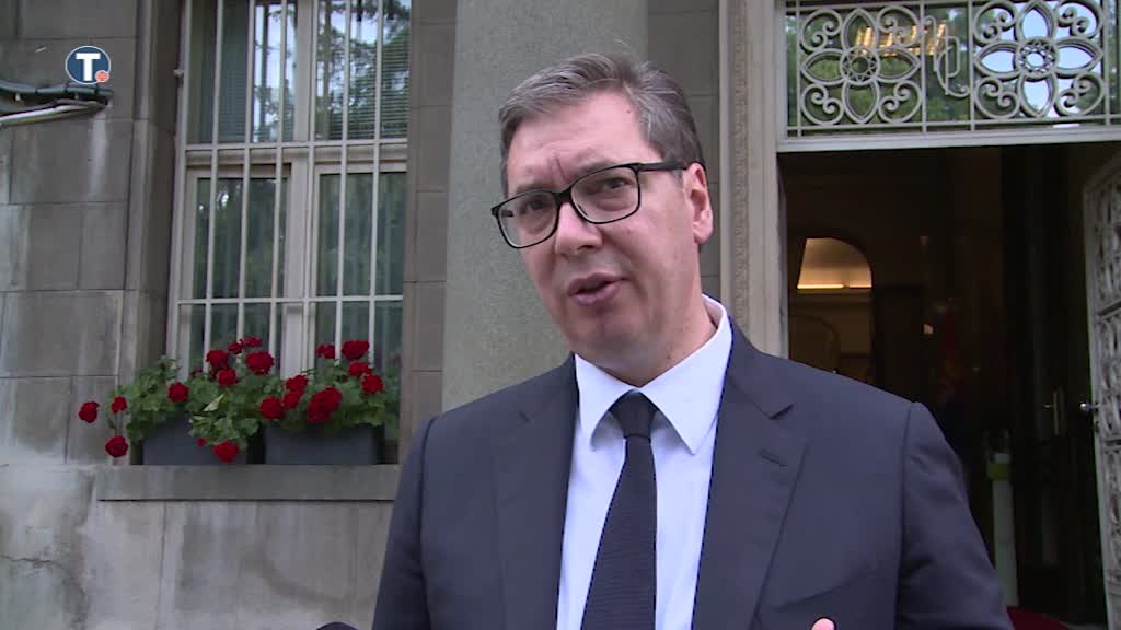 Vučić: Grčka povećava nivo odnosa sa Prištinom, uzdamo se da neće priznati KiM