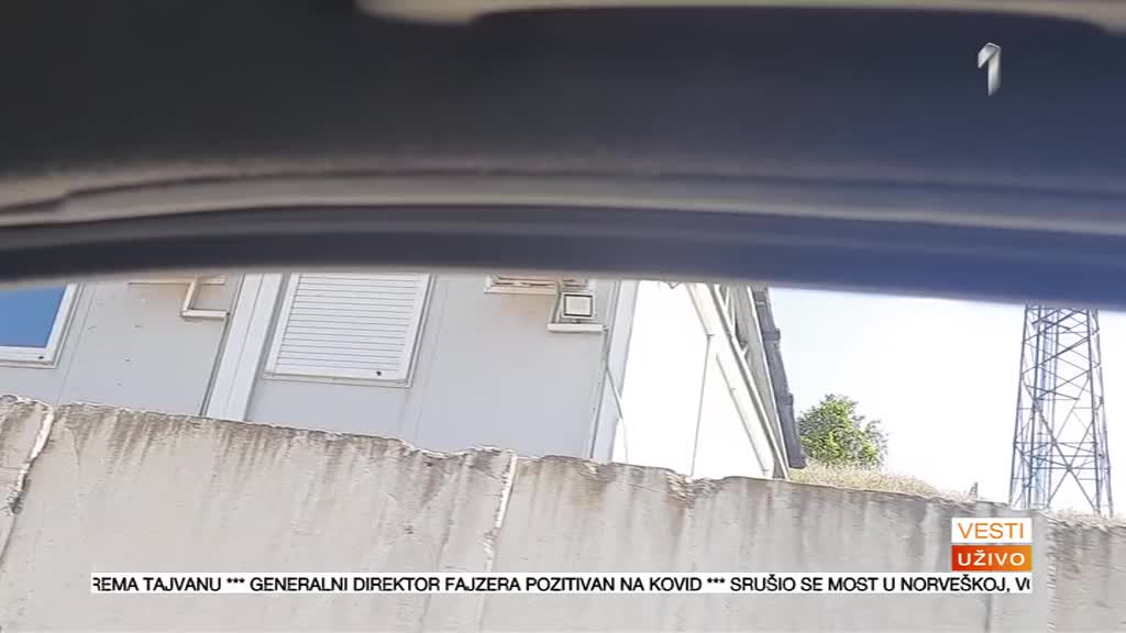 Priština ne prestaje sa provokacijama: Iznad Jarinja osvanula osmatraènica, kosovska policija ukopava cisterne