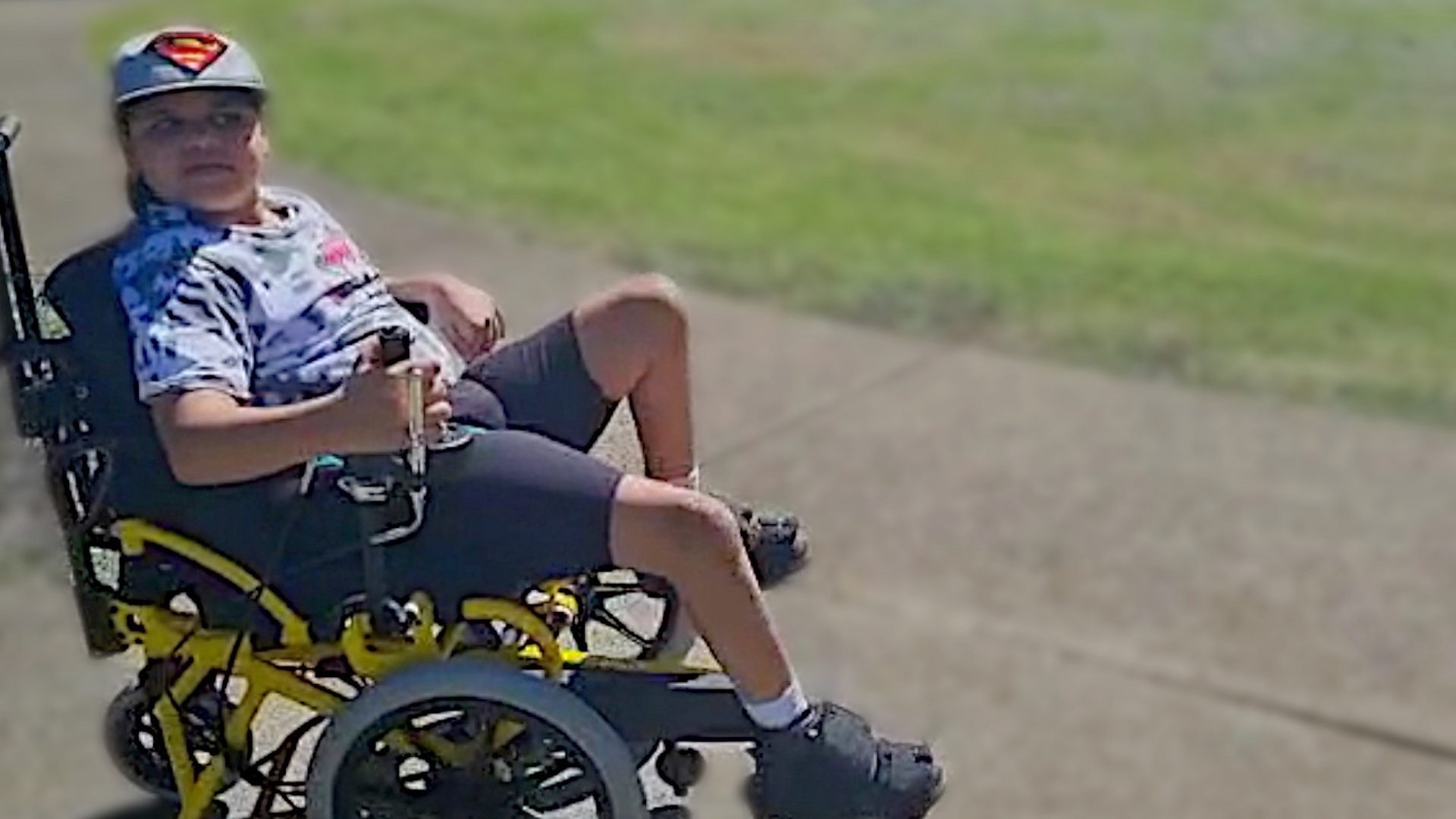 "Prezabavno je voziti se unaokolo&#x201c; &#x2013; invalidska kolica na pedale koja menjaju živote