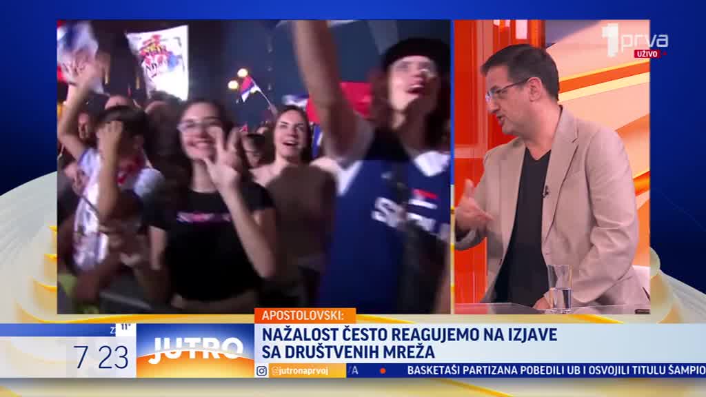 Doček naših najboljih sportista na meti kritika zbog srpskih pesama?