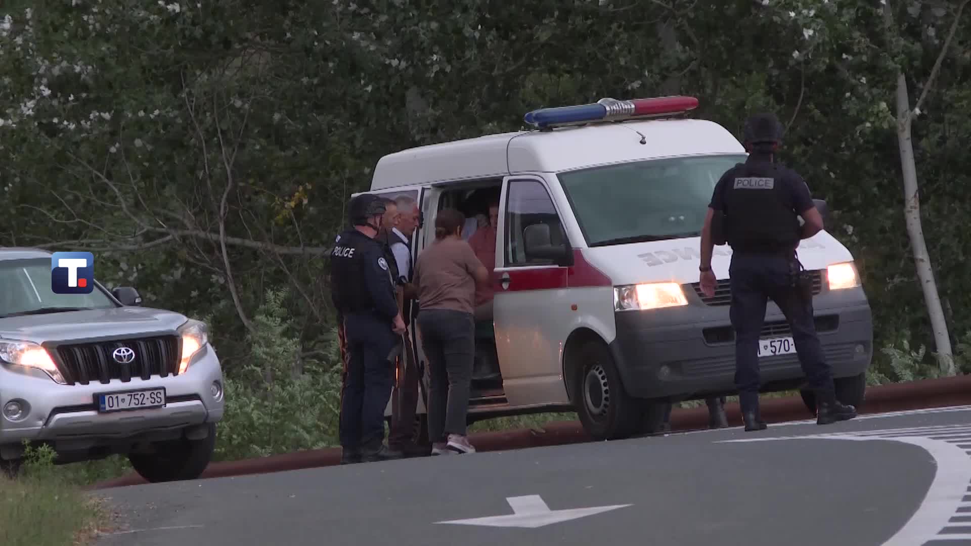 Vozilo hitne pomoći izašlo iz sela Banjska na KiM