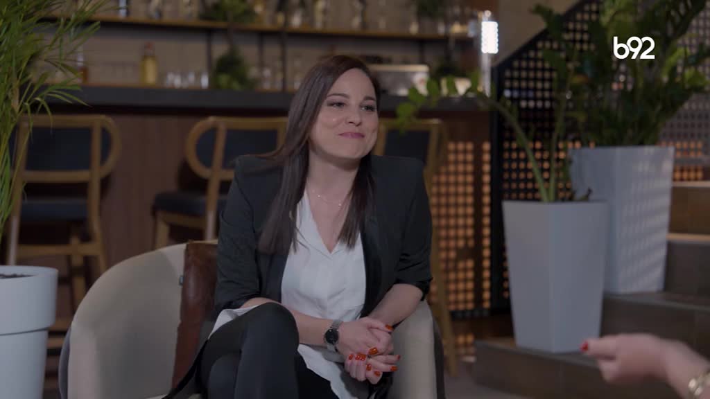 Uz kafu sa...  Jana Milić